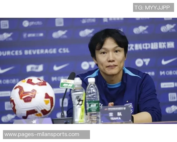 武汉三镇新任主帅莫拉致辞感谢信任将以尊重责任与雄心迎接挑战