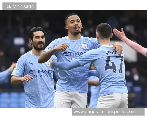 英超最新积分动态维拉领先曼联3分利物浦6分争夺激烈